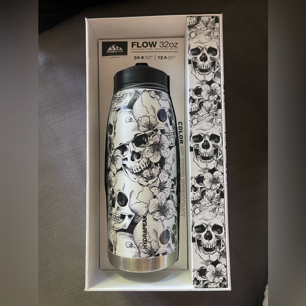 Hydrapeak Artisan Skull and Roses Water Bottle 32 ounce TIk Tok Ltd NIB